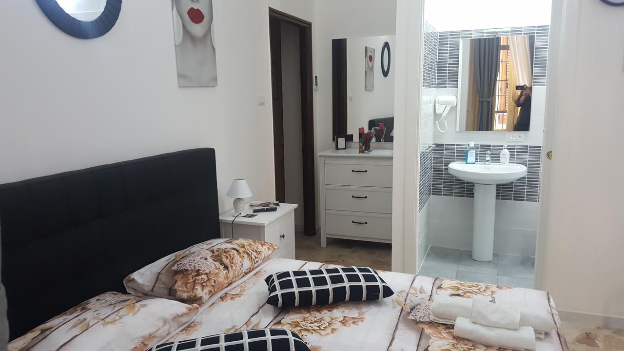 Exclusive House Center Apartment Catania Exterior photo