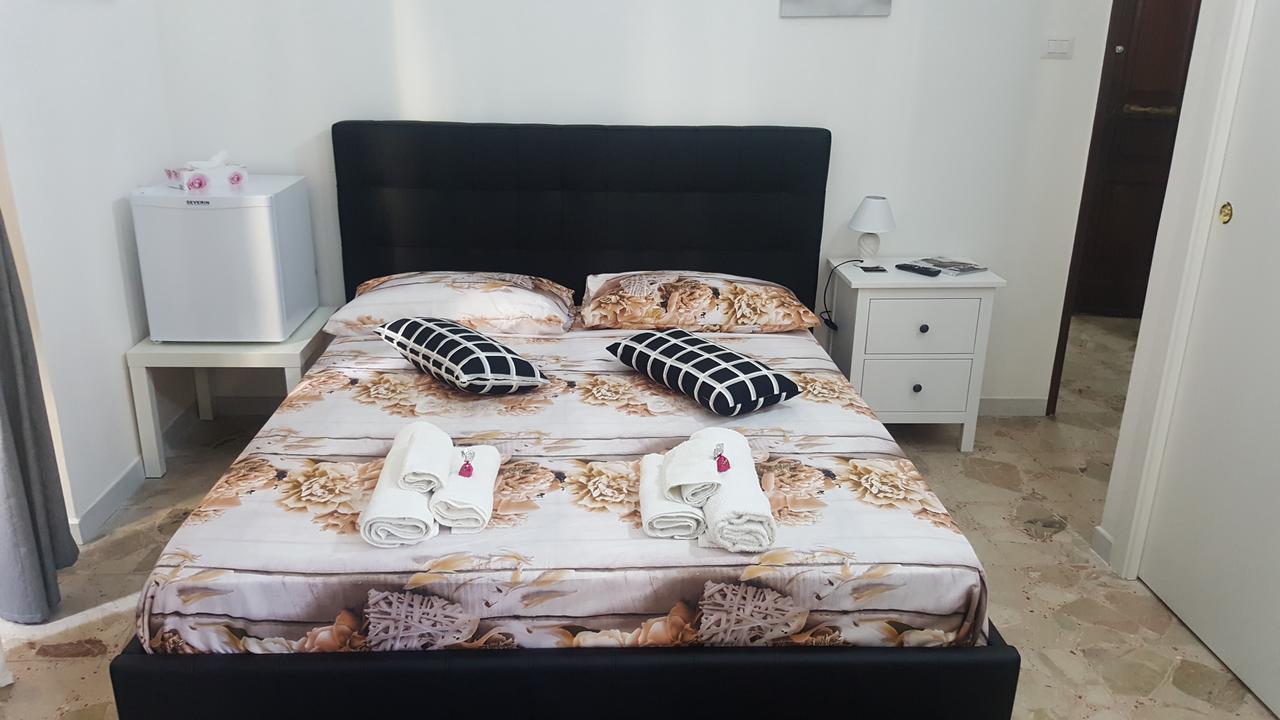 Exclusive House Center Apartment Catania Exterior photo