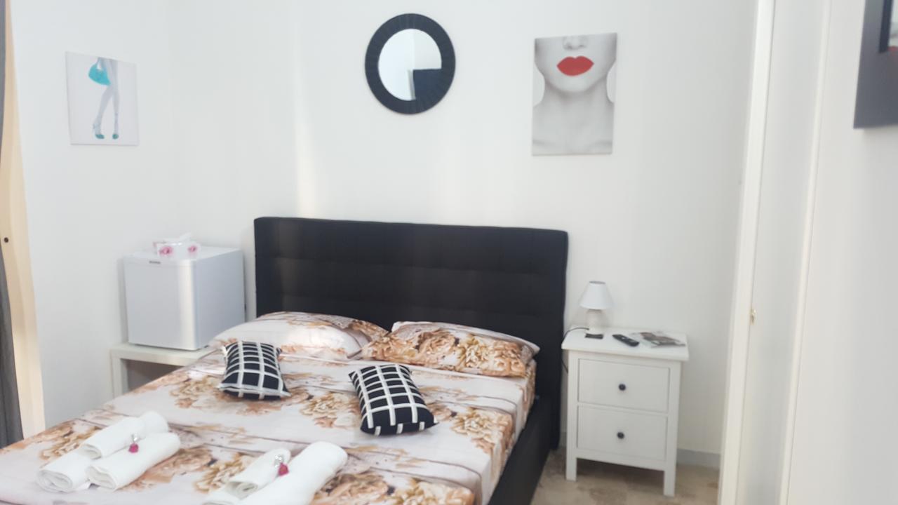 Exclusive House Center Apartment Catania Exterior photo