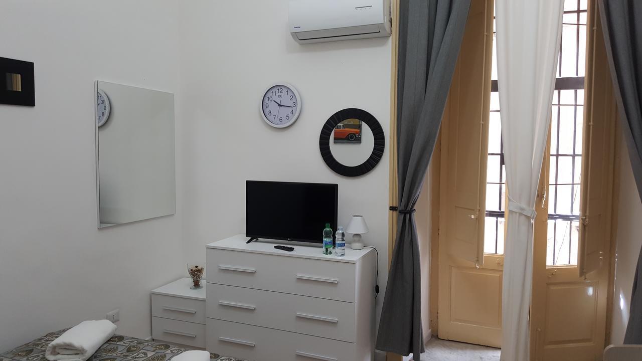 Exclusive House Center Apartment Catania Exterior photo