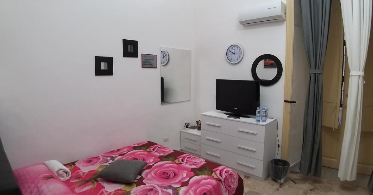 Exclusive House Center Apartment Catania Exterior photo